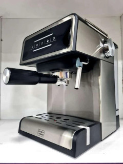 اسپرسوساز بلک اند کوکر مدل BC-4216CM